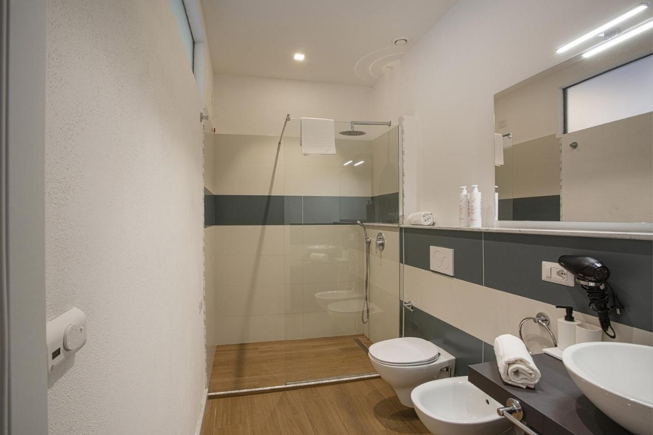 Family Flat In The City Center By Wonderful Italy ジェノヴァ エクステリア 写真
